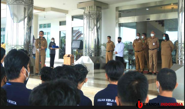 Bupati Lepas 97 Mahasiswa STIPER KKN di Teluk Pandan