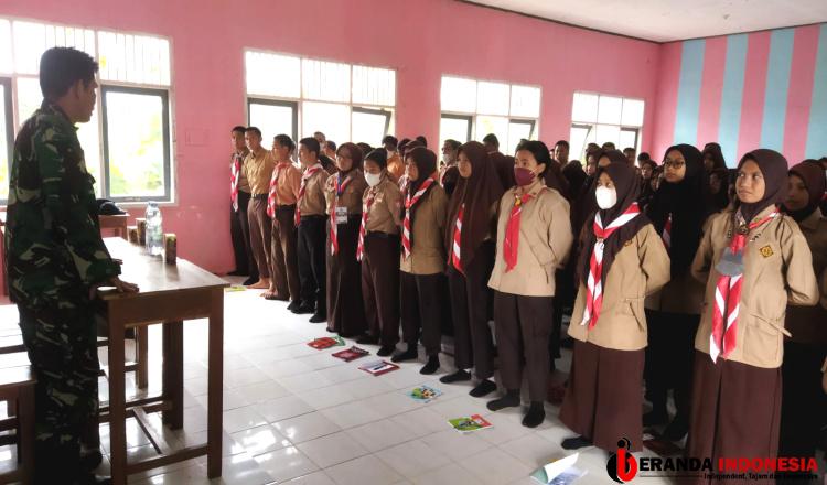 Latih Kedisiplinan Gerenasi Milenial, Babinsa Koramil Bengalon Lakukan Hal Ini