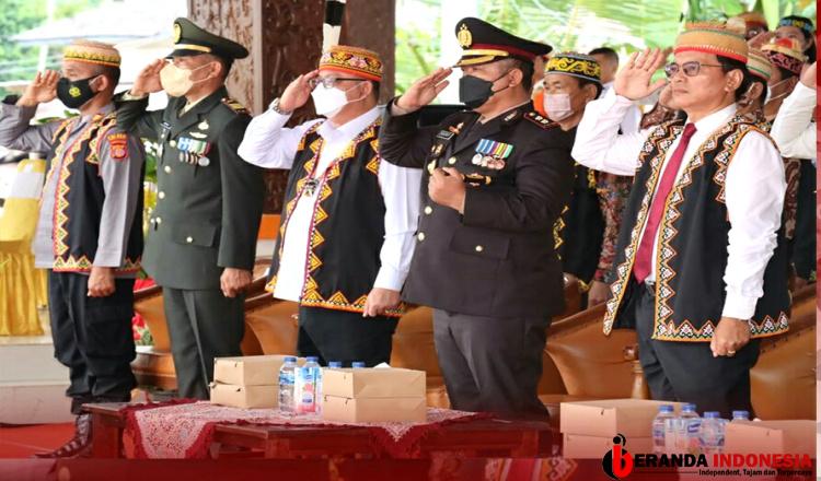 Dihadiri Kapolres, HUT RI ke-77 di Kabupaten Mahulu Dipimpin Bupati