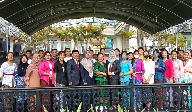 Paduan Suara SMANSA Sangatta Utara Keren! Sukses Bawakan Dua Lagu Nasional di Hari Pahlawan