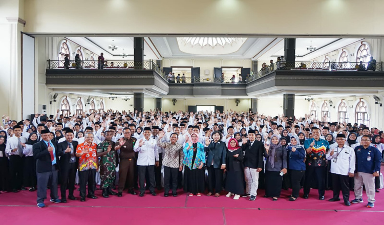 Bupati Lumajang Minta Anggota PPS Harus Profesional Dalam Tugas