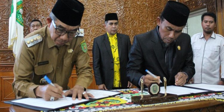APBD Kutai Timur 2025 Rp11,151 Triliun Disahkan