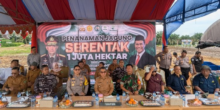 Komandan Lanal Sangatta Dukung Program Penanaman Jagung 1 Juta Hektare 