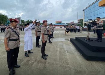 Kapolresta Balikpapan Pimpin Sertijab Dua Pejabat Utama dan Kapolsek