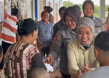 Polwan Polres Kutai Barat Gelar Baksos ke Yayasan Bakti Luhur 