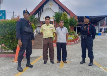 Brimob Kaltim Gelar Pengamanan Gereja dan Program Minggu Kasih