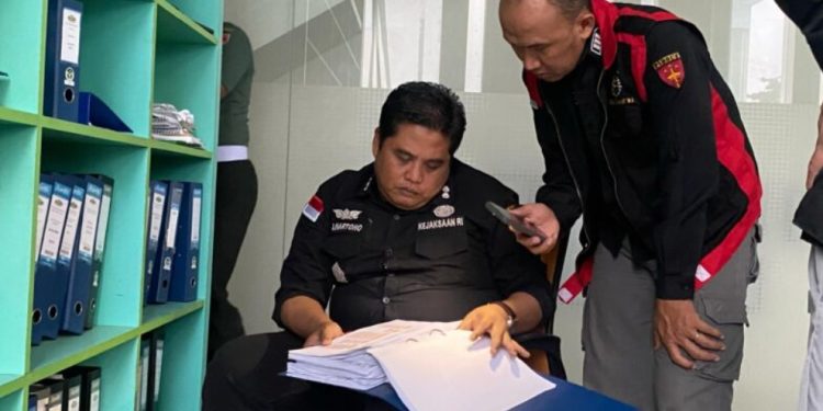 Kejati Geledah Perusda Ketenagalistrikan Kaltim