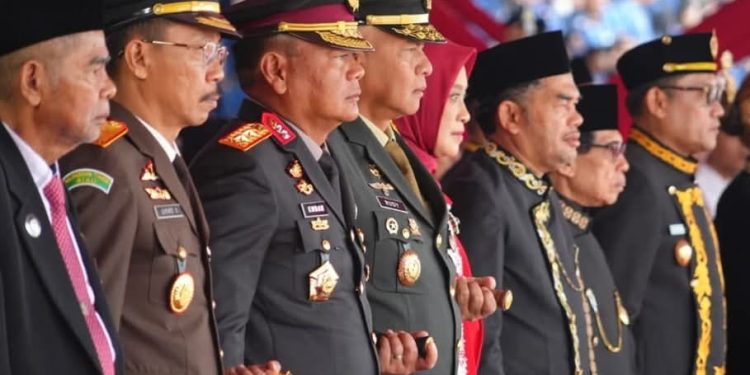 Kapolda Hadiri Upacara HUT Kemerdekaan RI di Stadion Gelora Kadrie Oening