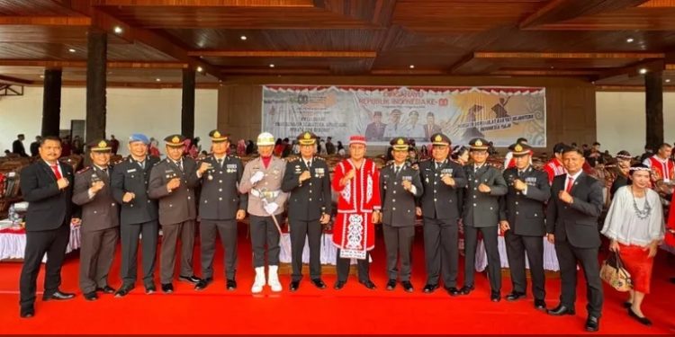 Pemkab Kutai Barat Gelar Upacara HUT RI di Alun-Alun Itho