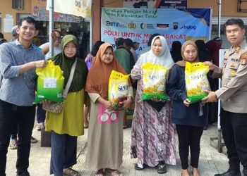Satreskrim Polresta Samarinda Salurkan 700 Karung Beras SPHP