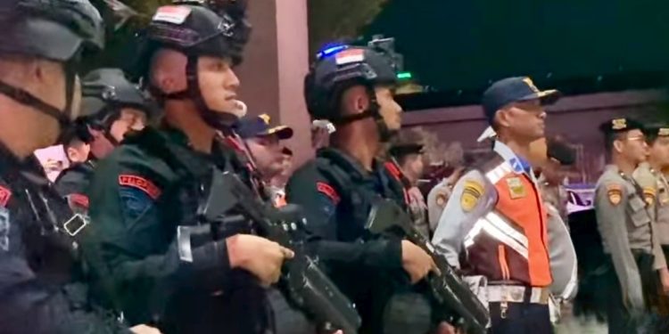Patroli Gabungan Berskala Besar Jaga Kamtibmas Usai Demo di Samarinda 