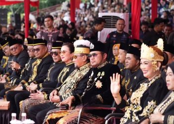 Erau Adat Kutai Dibuka Menteri Pariwisata, Sapa Warga Berbahasa Kutai  