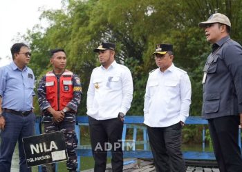 Gubernur ke Telaga Batu Arang, Pastikan Eks Tambang KPC Bermanfaat Bagi Warga 