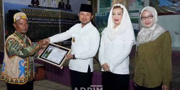 Gubernur Teken Deklarasi Geopark Sangkulirang Mangkalihat