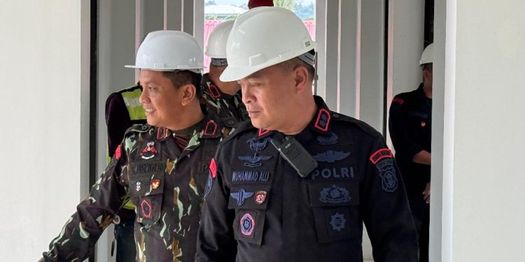 Wadansat Brimob Tinjau Progres Pembangunan Gedung Batalyon B Pelopor