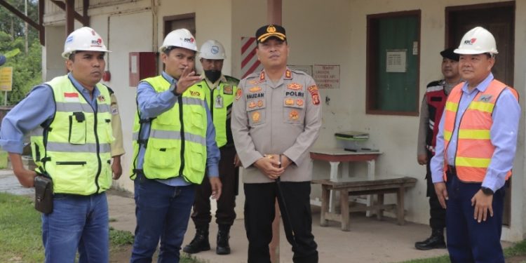 Kapolres Tinjau Pengamanan Obvitnas Area Tambang KPC