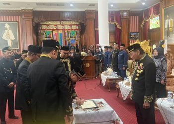 Danlanal Hadiri Pengukuhan Pemangku Adat Istiadat Kutai 