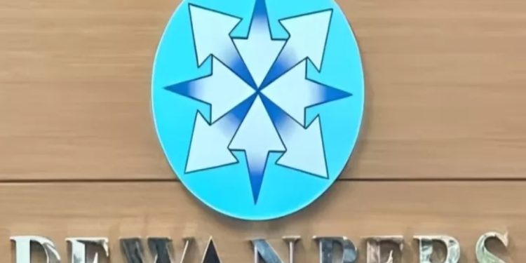 Dewan Pers Keluarkan Pernyataan Sikap Soal Pencabutan ID Card Istana Wartawan CNN Indonesia