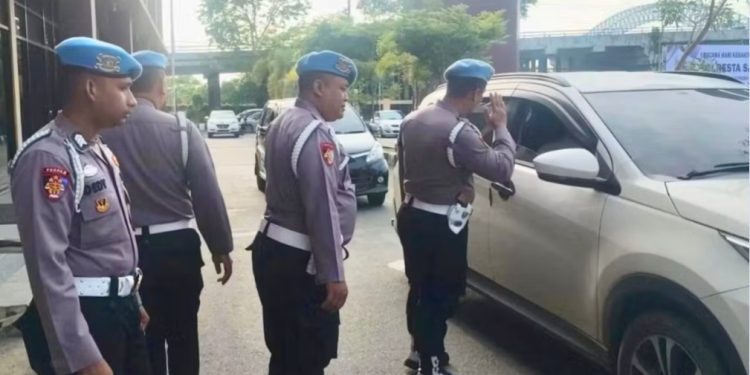 Propam Polresta Samarinda Gelar Razia Kendaraan Personel