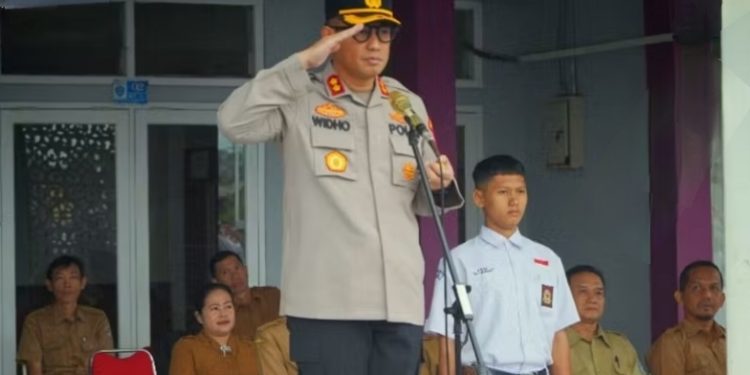 Kapolres Bontang Imbau Pelajar Waspada Berita Hoaks dan Narkoba