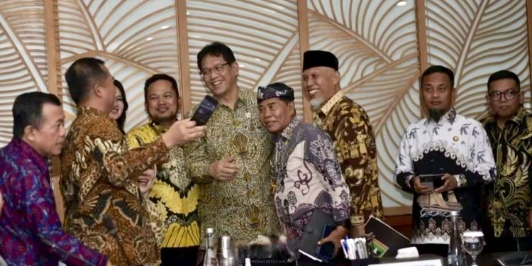 Turunnya DBH Jadi Topik Utama Pertemuan Gubernur se-Indonesia  dengan Menteri Keuangan