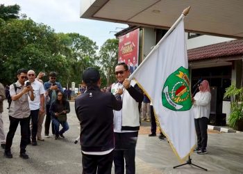 Wagub Lepas Kontingen PON Bela Diri Bertarung di Kudus, Siap Raih Prestasi 