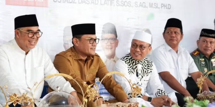 Ustaz Das’ad Latif Hadiri Silaturahmi Akbar KJS Kaltim, Ini Pesannya