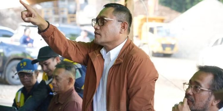 Wagub Tinjau Jalan Perbatasan Tering-Mahulu, Proyek Multiyears Rp459 Miliar