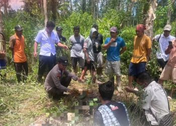 Polsek Long Ikis Evakuasi Kerangka Manusia di Hutan Gelam