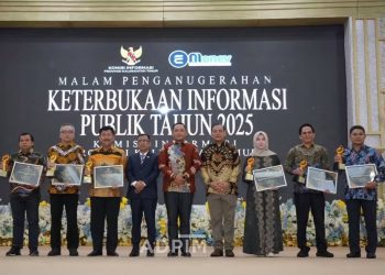 Gubernur Minta Kepala Daerah dan Pimpinan OPD Buka Informasi ke Publik 