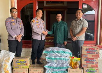 Polsek Muara Wahau Salurkan Bansos ke Ponpes Roudlatul Muta’alimin