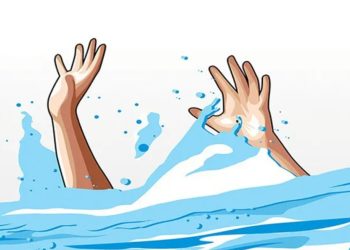 Diduga Kelelahan, Pemuda Hilang Terseret Arus Sungai Karang Mumus  