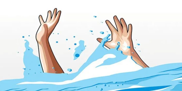 Diduga Kelelahan, Pemuda Hilang Terseret Arus Sungai Karang Mumus  