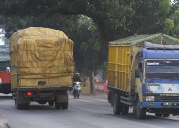 Truk Tambang dan Sawit Luar Daerah Diminta Mutasi Plat Kaltim