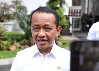 Dipanggil Presiden, Menteri ESDM Laporkan Target Listrik Desa hingga Swasembada Solar