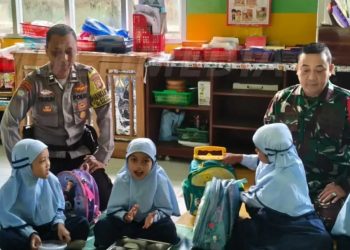 Polsek Samarinda Kota Kawal Pembagian MBG Murid TK Negeri 12