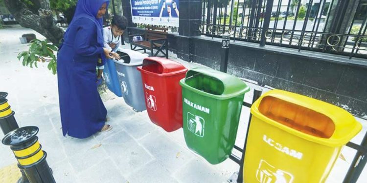 Masyarakat Diwajibkan Pilah Sampah di Rumah Sesuai Jenisnya