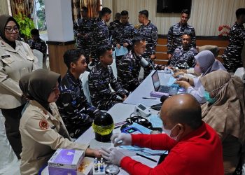Peringati Hari Armada, Lanal Sangatta Donasi Darah dan Bagikan MBG