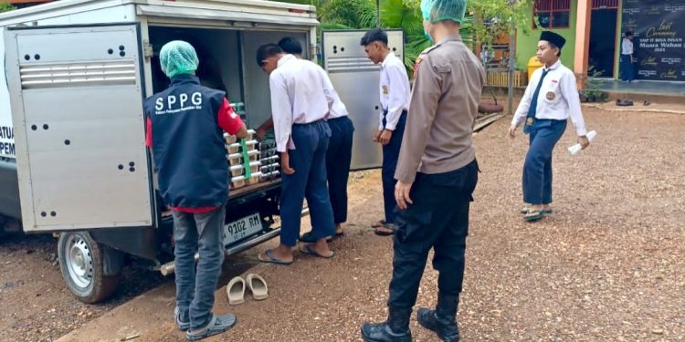 Penyaluran Perdana Program MBG di Wanasari, Sasar 1.042 Pelajar