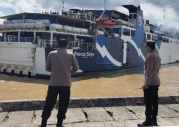 Polsek KP Amankan Kedatangan KM Prince Soya di Pelabuhan Samarinda 