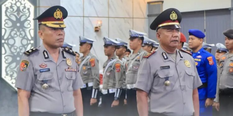 Polresta Samarinda Gelar Upacara Korp Raport Kenaikan Pangkat Pengabdian