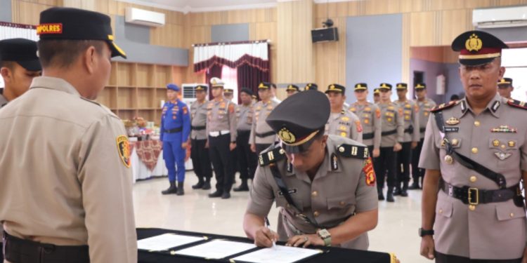 Kapolsek Muara Ancalong, Iptu Erwan Gantikan Iptu Purwanto