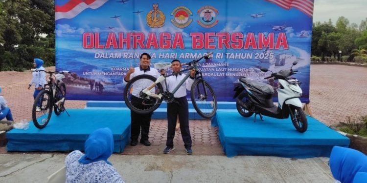 Lanal Sangatta Gelar Olahraga Bersama Peringati Hari Armada