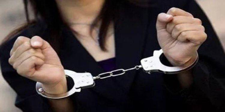 Wanita Pengedar Obat Keras Diamankan, 999 Butir Double L Disita 