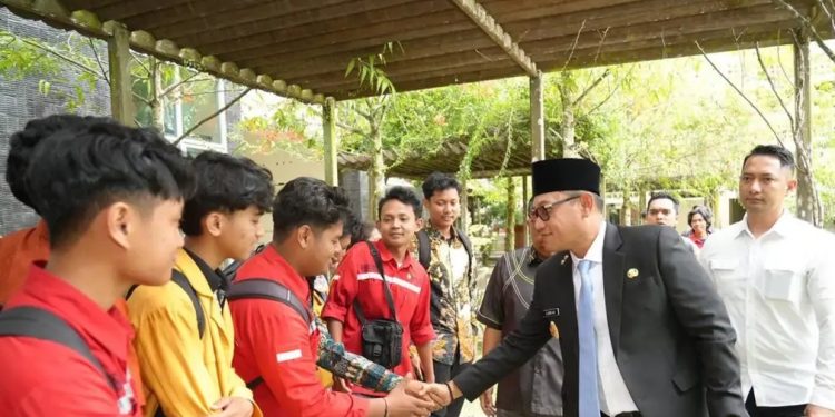 Wagub Dorong Pertukaran Data dan Informasi Geologi Kaltim 