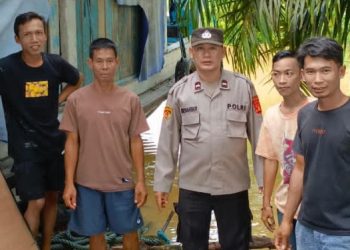 Polsek Muara Bengkal Edukasi Nelayan dan Warga Bantaran Sungai