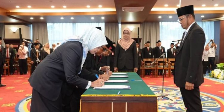 Gubernur Kaltim Lantik 91 Pejabat Pemprov, Perkuat Kinerja Birokrasi