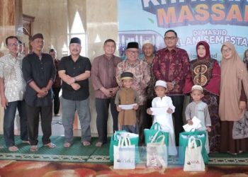 Wagub Hadiri Khitanan Massal di Masjid Alam Semesta Samarinda