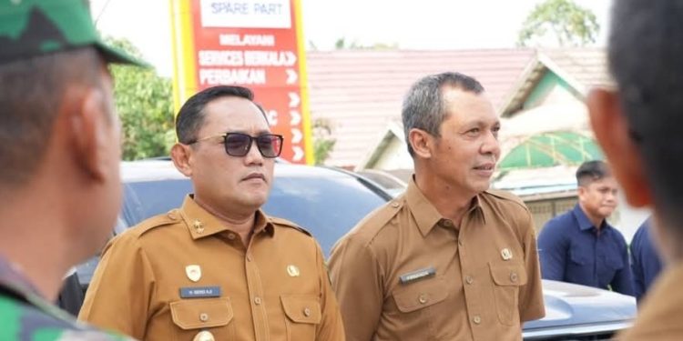 Gubernur Kaltim Tinjau Jalan Pesisir Anggana hingga Kutai Timur