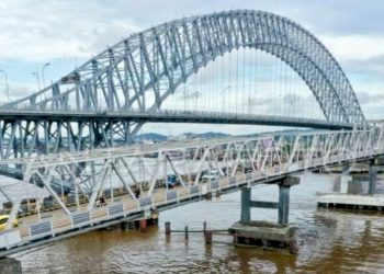 Pelayaran di Bawah Jembatan Mahulu Dihentikan Sementara, Usai Fender Ditabrak Tongkang 